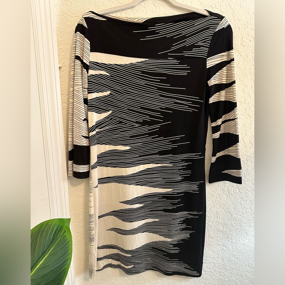 DVF silk knit shift dress EUC sz 4
